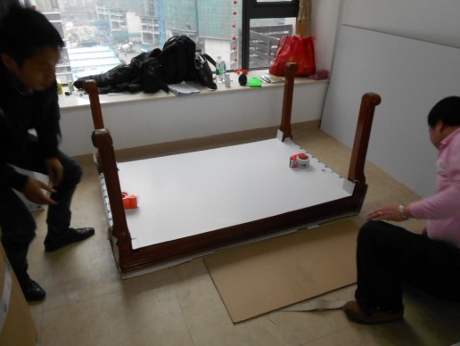 搬家奧地利家具餐桌包裝圖