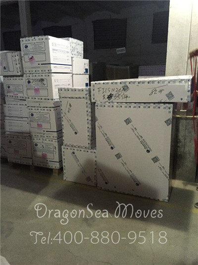 家具從廣州搬家到美國(guó)，件件精細(xì)包裝