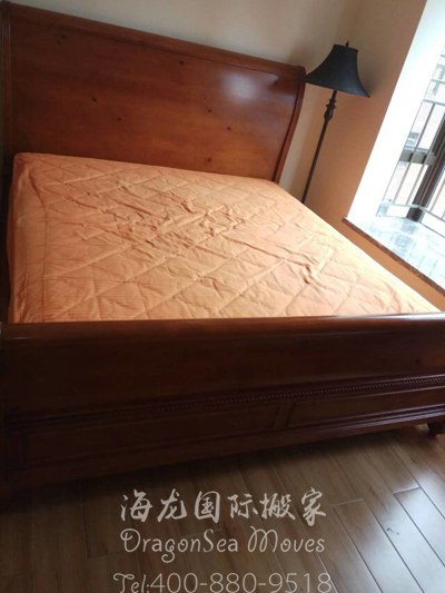 上海移民越洋國(guó)際搬家到新加坡