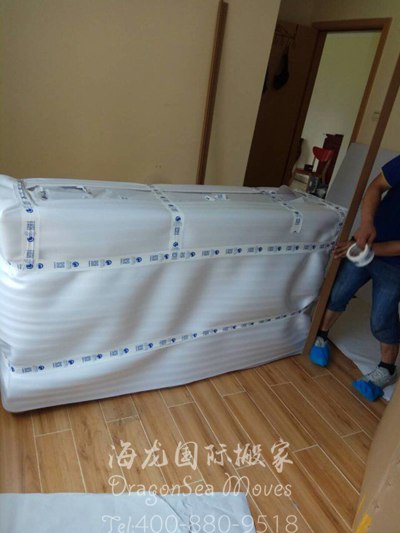 上海移民跨國(guó)搬家到新加坡