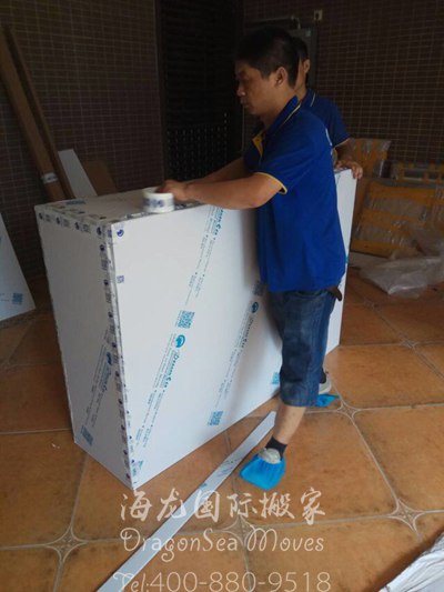 上海移民越洋跨國(guó)搬家到新加坡