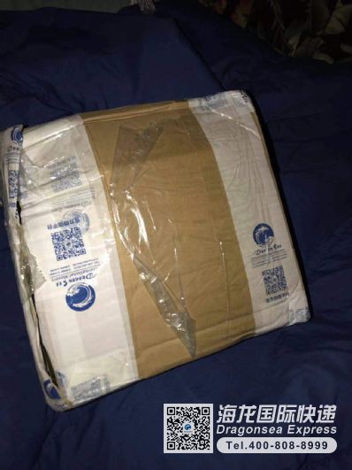 衣服國際包裹速遞去美國多少錢？
