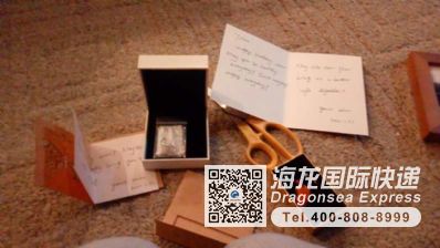 飾品往美國(guó)寄國(guó)際快遞最快的快遞是哪個(gè)？